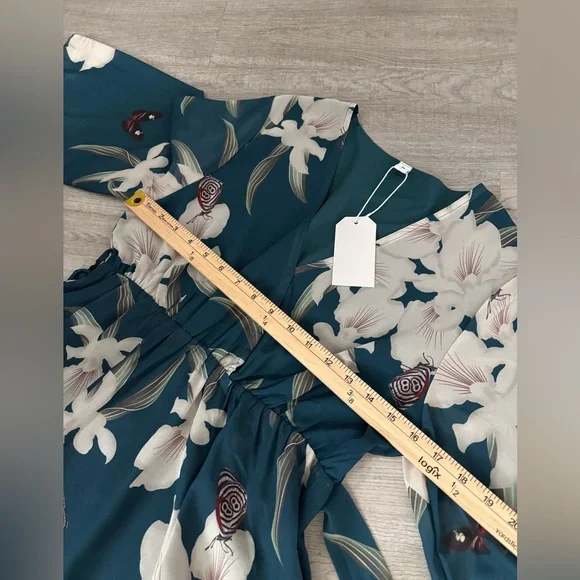 Butterfly Floral Dress Women’s Size Medium Cocktail Wedding Guest Summer NWT - Picture 9 of 10